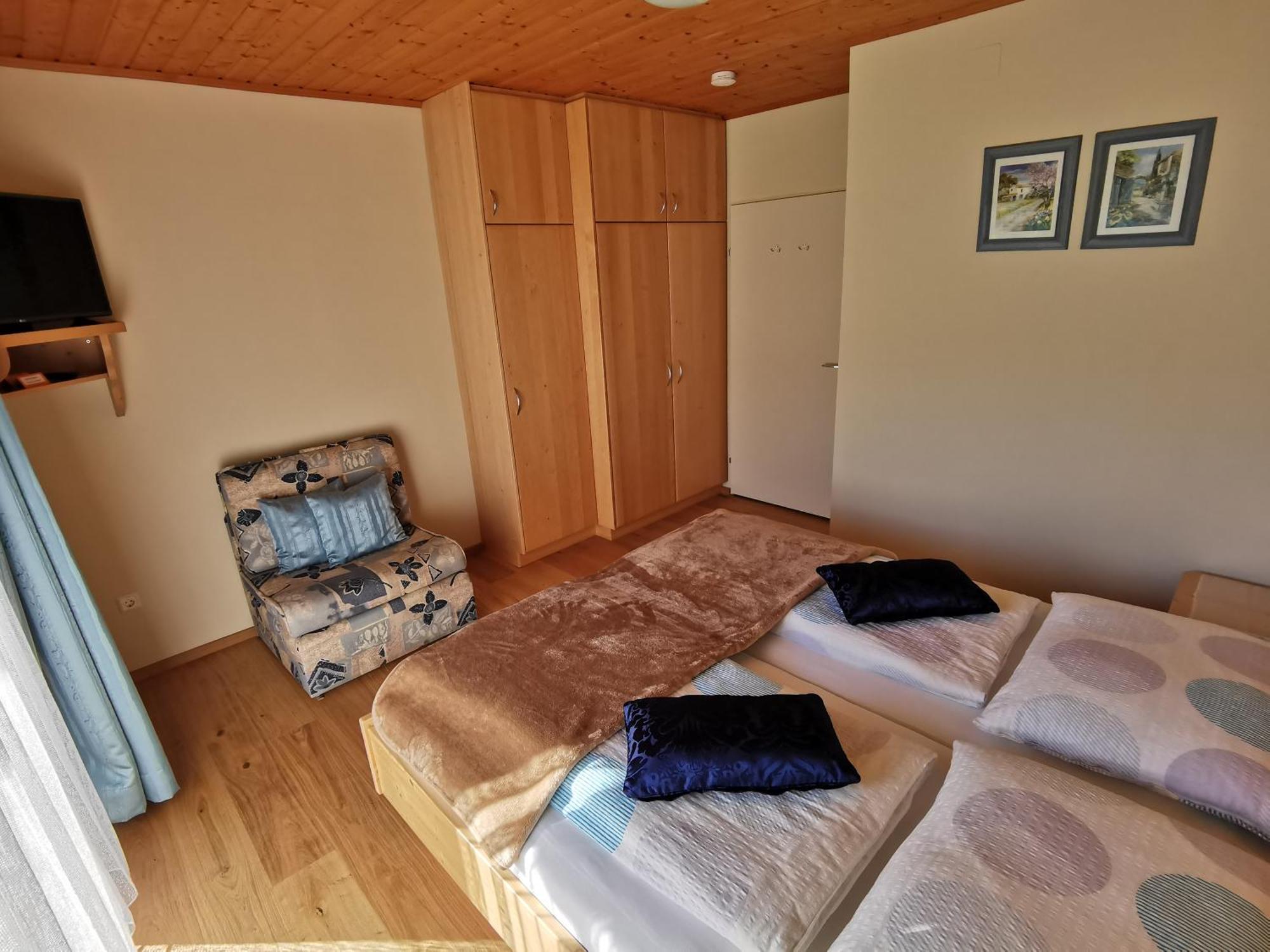 Pension&Ferienwohnung Sonnleiten Gnesau Exterior foto